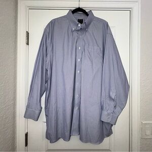 JOS A. BANK Traveler’s Collection Pinstripe Button Front Long Sleeve Shirt